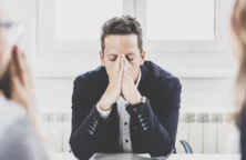 Entreprise : un associé peut être obligé de vendre ses parts