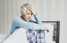 Une belle-mère peut perdre le bénéfice du logement familial à la mort de son époux