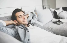 Célibataire : payer moins d&rsquo;impôts avec une part de quotient familial