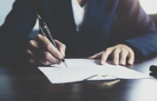 Après 20 ans de réformes fiscales, ce que veut Macron pour la succession