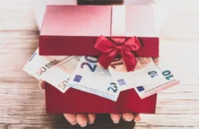 Noël, mariage, naissance… : ces cadeaux taxés par le fisc