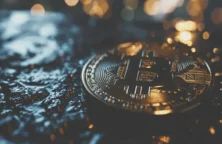 Le cours des pièces en or et des cryptomonnaies en février 2025