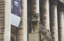 La Bourse de Paris en hausse, des résultats d&rsquo;entreprises bien accueillis