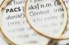 Couples: comment bien rédiger sa convention de Pacs?