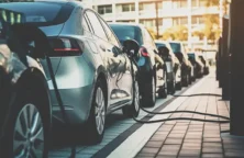 Voiture électrique : un parcours semé d&rsquo;obstacles et d&rsquo;incertitudes pour les équipementiers