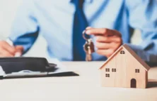 Immobilier ancien: les ventes se stabilisent mais les prix baissent encore au 3e trimestre