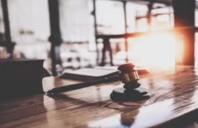 Enchères : les guides Michelin ont toujours la cote