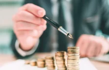 Courtiers, agents, conseillers : qui sont les 70.000 indépendants qui gèrent votre argent ?