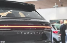 Voitures électriques: Stellantis lance un petit modèle chinois en Europe