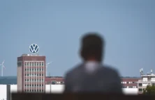 Berlin au chevet de son industrie automobile en crise