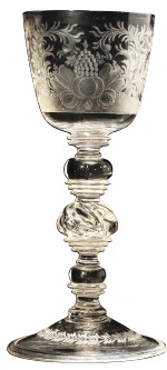 Gobelet à jambe en verre gravé