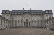 Prix des médicaments : l’Élysée trolle Donald Trump avec un GIF « Fake News »