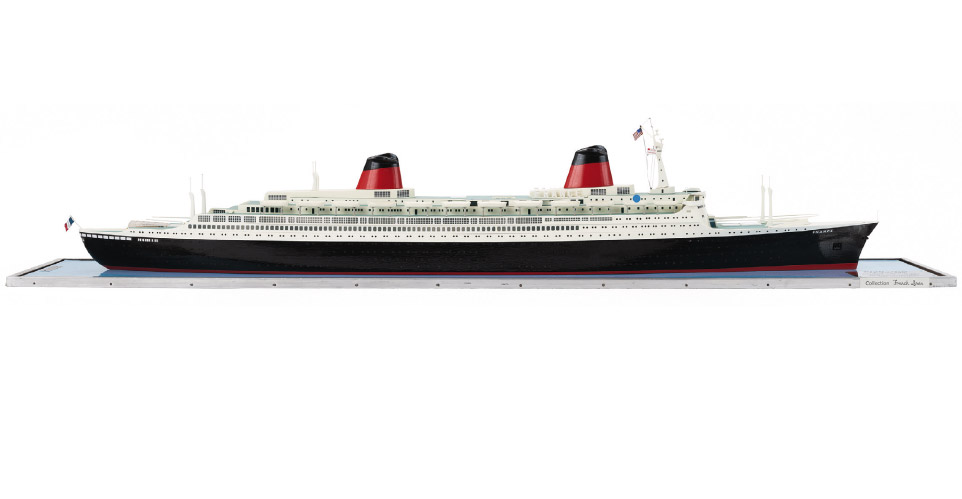 Maquette du paquebot “SS France”