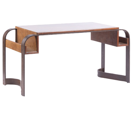 bureau moderniste en noyer poli et ciré