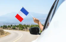 Automobile : la France lâche du lest sur le thermique